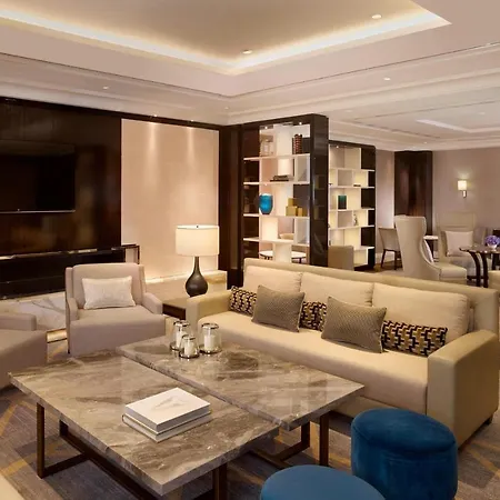 Al Habtoor Palace Budapest, Preferred & Hotell 5*
