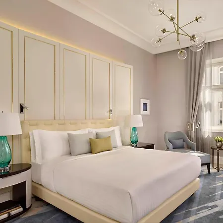 Hotel Al Habtoor Palace Budapest