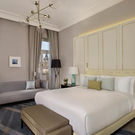 Al Habtoor Palace 5*