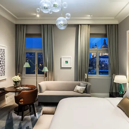 Al Habtoor Palace Budapest, Preferred & 5*