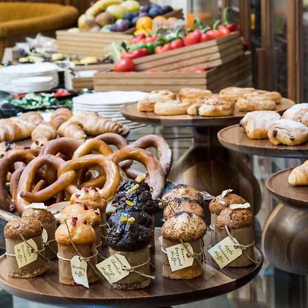 Al Habtoor Palace Budapest, Preferred &