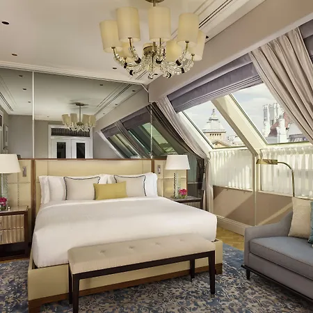 Al Habtoor Palace Budapest, Preferred & 5* בודפשט