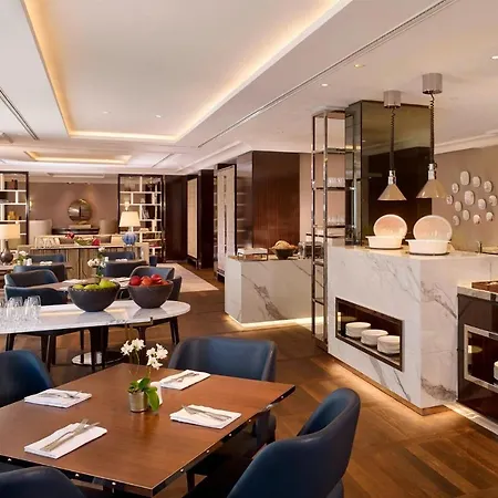 Al Habtoor Palace Budapest, Preferred & 5* بودابست